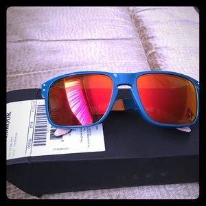 Oakley Holbrook sunglasses